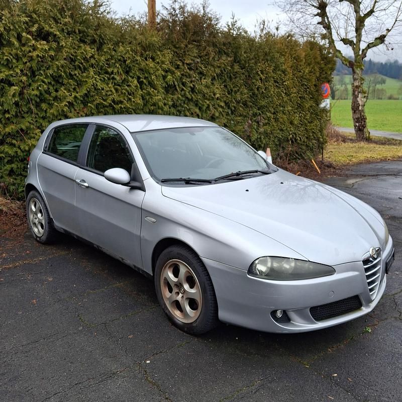 Gebraucht Alfa Romeo 147 Distinctive 150 PS (110 kW) 2005 Kleinwagen