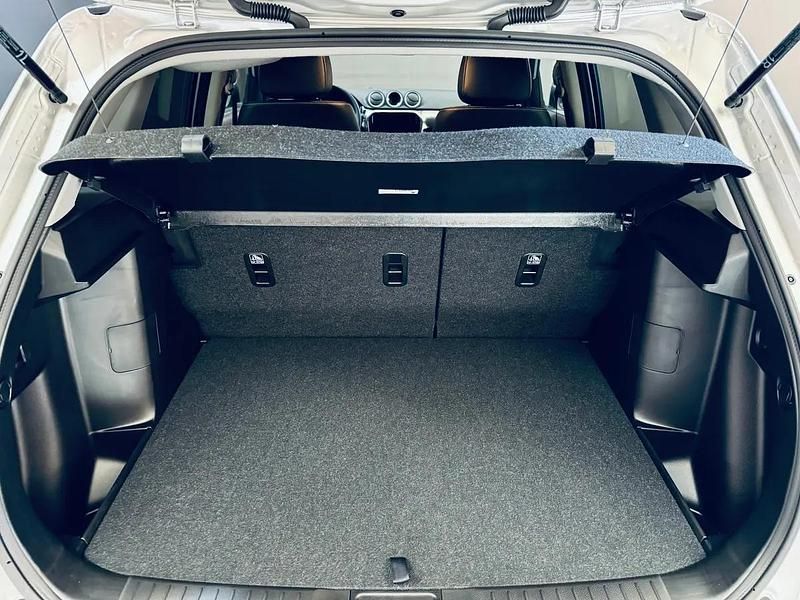 Neu Suzuki Vitara 110 PS (80 kW) 2025 Weiss SUV