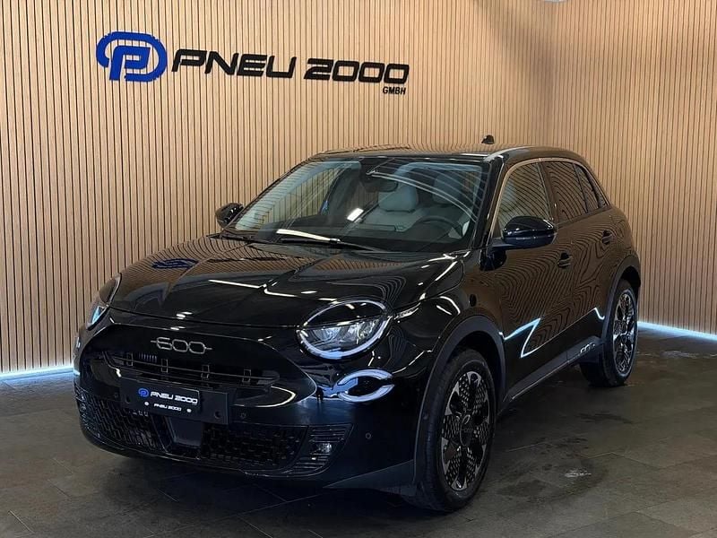 Schwarz Neu 2025 Fiat 600 La Prima | CHF 28’840 (Fairer Preis) - Bild 1/4