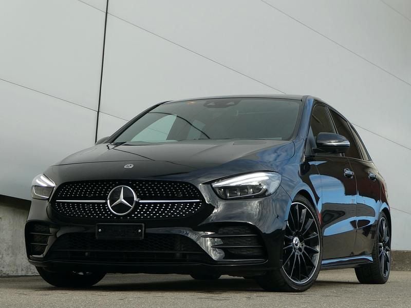 Gebraucht Mercedes B250 AMG line 224 PS (164 kW) 2019 Van / Kleinbus