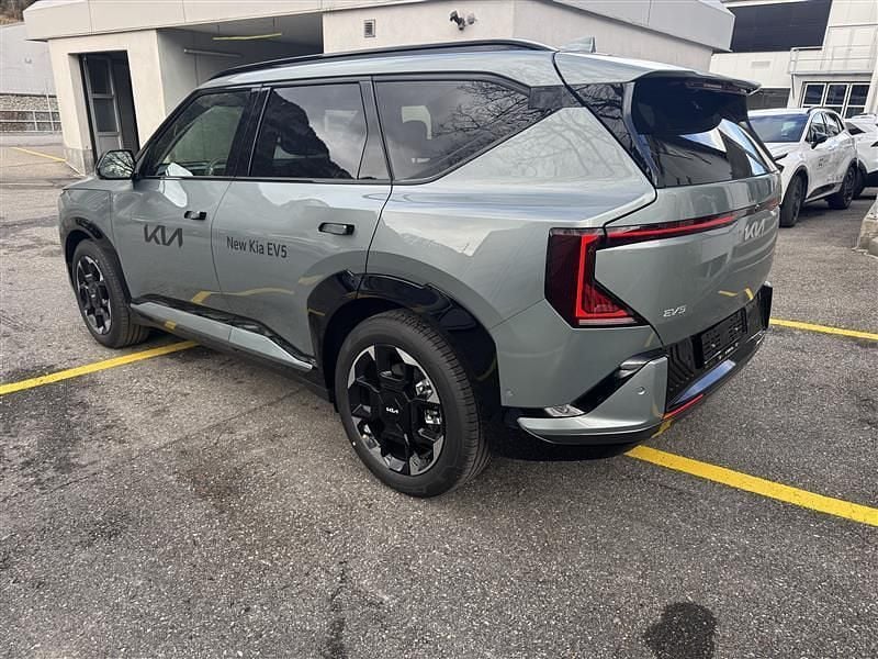 Neu Kia EV5 GT-Line 159 kW (217 PS) 2026 Grün SUV