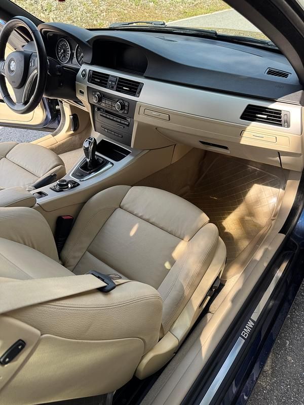 Gebraucht BMW 335 306 PS (225 kW) 2010 Cabrio