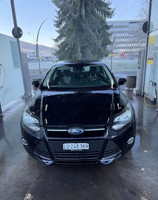 Gebraucht Ford Focus Trend 140 PS (102 kW) 2014