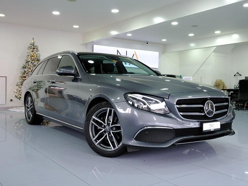 Gebraucht Mercedes E200 Avantgarde 184 PS (135 kW) 2019