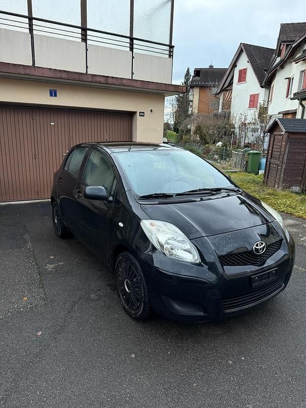 Gebraucht 2009 Toyota Yaris Terra | CHF 3’800 (Superpreis) - Bild 1/4