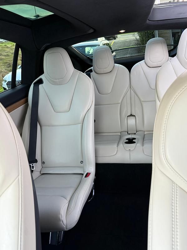 Gebraucht Tesla Model X 413 kW (562 PS) 2020 SUV