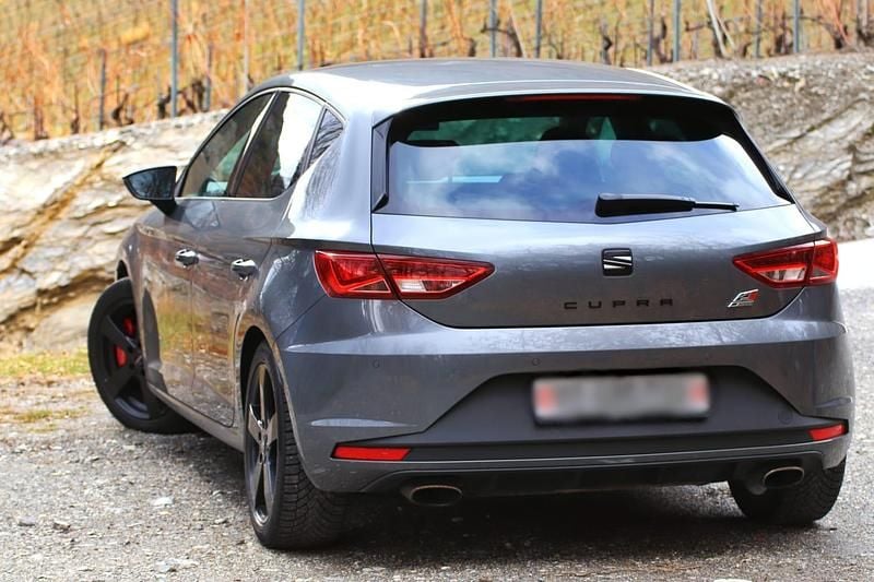 Gebraucht Seat Leon CUPRA 280 PS (205 kW) 2015