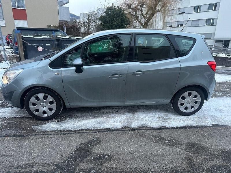 Gebraucht Opel Meriva 100 PS (73 kW) 2012 Van / Kleinbus