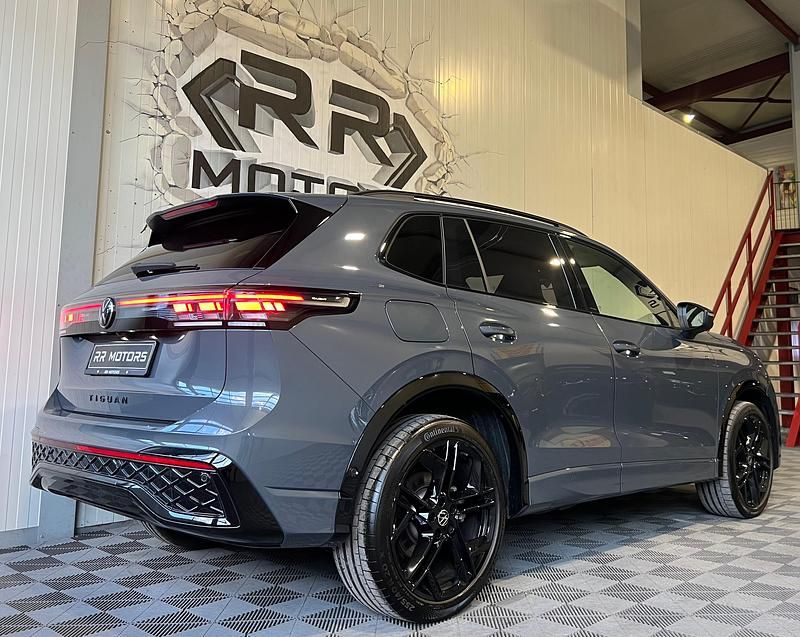 Gebraucht VW Tiguan R-line 266 PS (195 kW) 2024 SUV