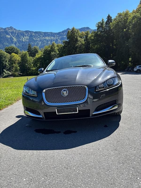 Gebraucht 2012 Jaguar XF Limousine | CHF 10’200 (Fairer Preis) - Bild 1/4