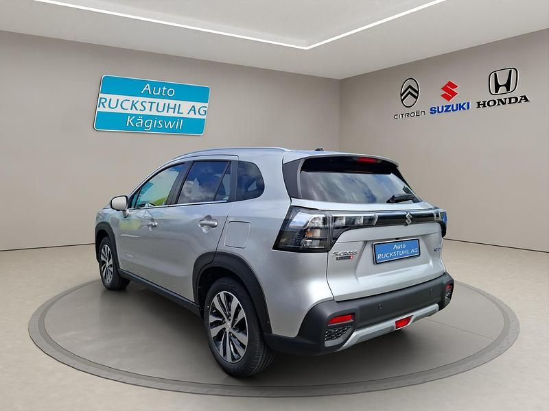 Neu Suzuki SX4 S-Cross 110 PS (80 kW) 2025 SUV