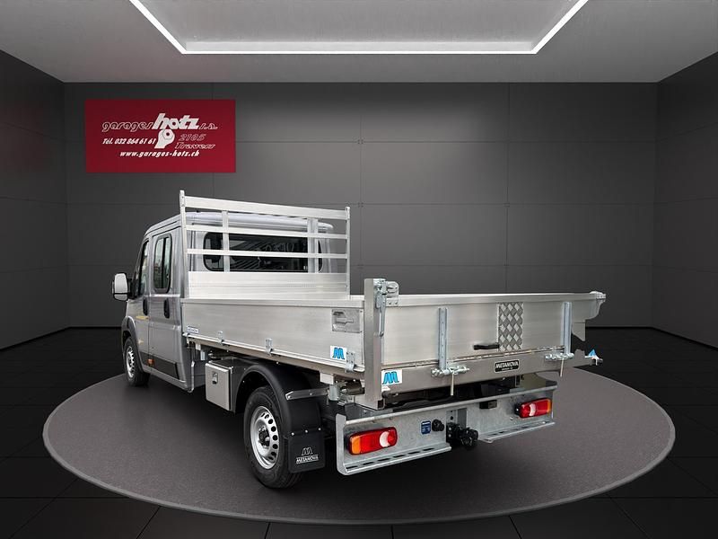 Neu Citroën Jumper 179 PS (131 kW) 2026 Grau Van / Kleinbus