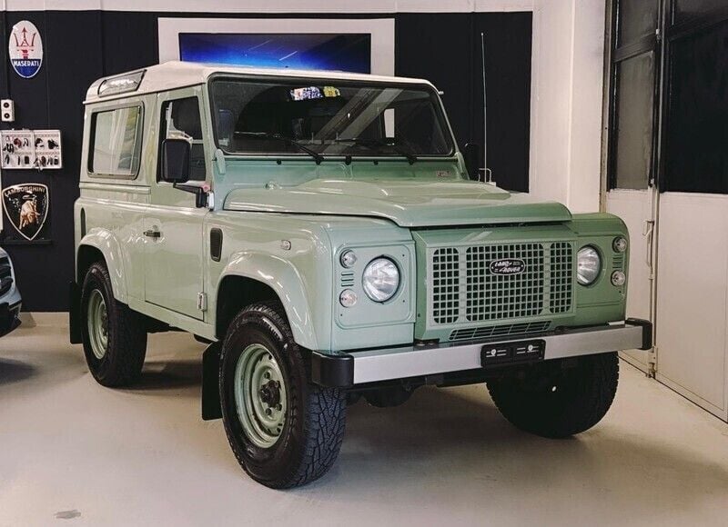 Gebraucht 2016 Land Rover Defender Heritage SUV | CHF 88’900 (Teuer) - Bild 1/4