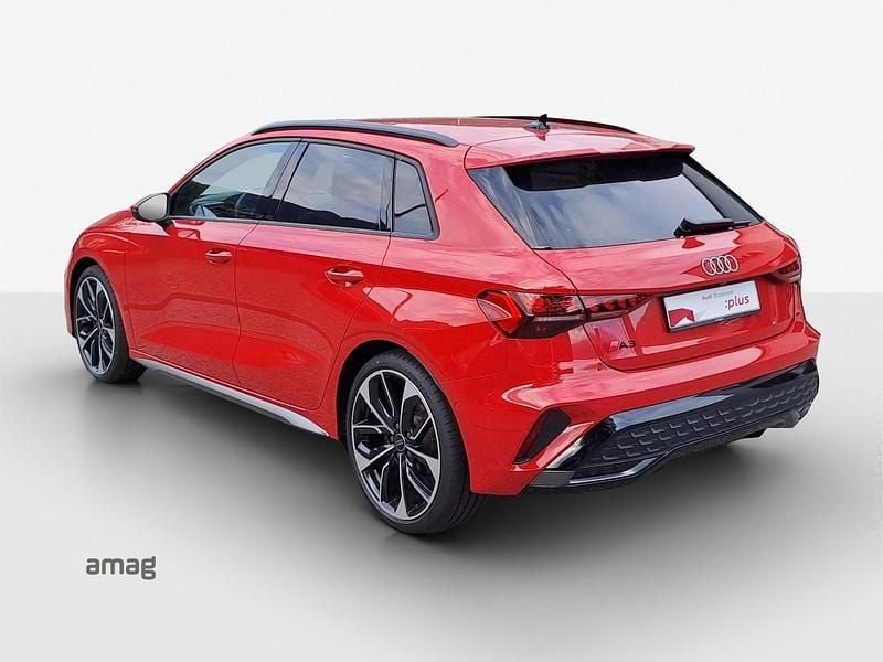 Gebraucht Audi A3 S-Line 200 PS (147 kW) 2024 Rot Limousine