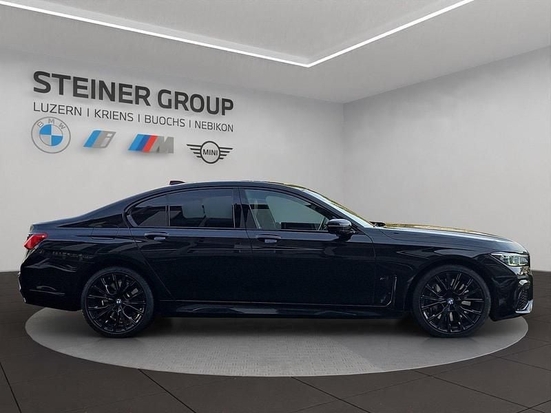 Gebraucht BMW 750 Executive 530 PS (389 kW) 2019 Schwarz Limousine