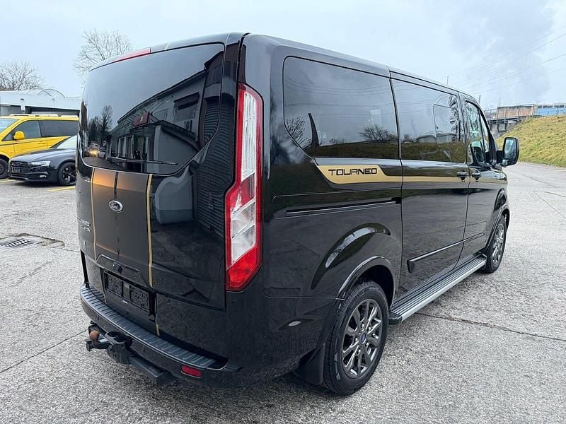 Gebraucht Ford Tourneo Titanium 130 PS (95 kW) 2023 Van / Kleinbus