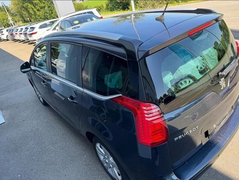 Gebraucht 2013 Peugeot 5008 Business-Line Van / Kleinbus | CHF 4’600 (Guter Preis) - Bild 1/4