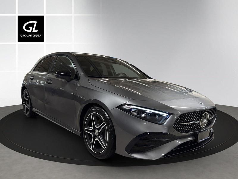 Grau Neu 2026 Mercedes A200 Night Limousine | CHF 45’700 - Bild 1/4