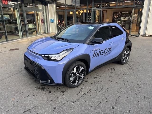 Neu Toyota Aygo X Trend 116 PS (85 kW) 2025 Violett SUV