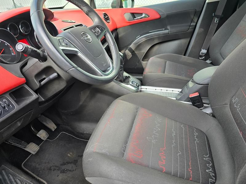 Gebraucht Opel Meriva Enjoy 140 PS (102 kW) 2010 Van / Kleinbus