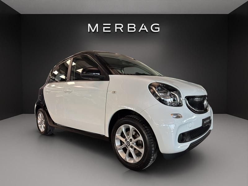 Gebraucht Smart ForFour Passion 90 PS (66 kW) 2016 Weiss Kleinwagen