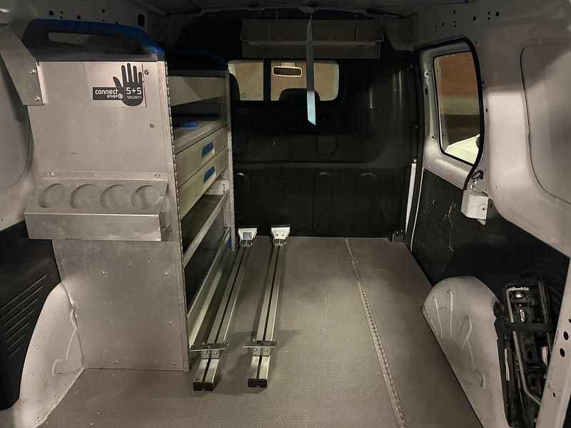 Gebraucht Renault Kangoo Business 95 PS (69 kW) 2020 Kleinwagen