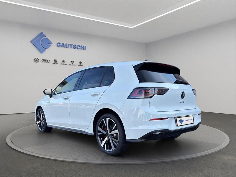 Neu VW Golf VIII GTE 272 PS (200 kW) 2025 Weiss Limousine