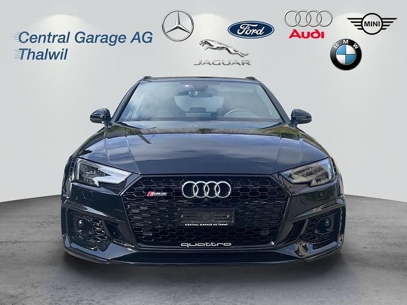 Gebraucht Audi RS4 Exclusive 450 PS (330 kW) 2019 Schwarz Kombi