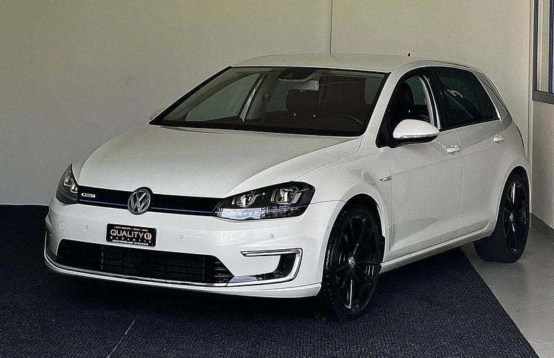 Gebraucht 2015 VW e-Golf Kleinwagen | CHF 11’900 (Fairer Preis) - Bild 1/4