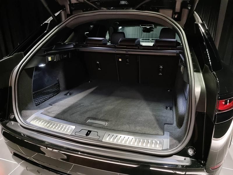 Neu Land Rover Range Rover Velar Autobiography 400 PS (294 kW) 2025 Schwarz SUV