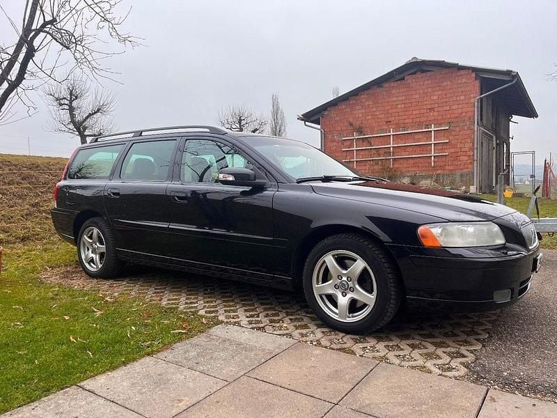 Gebraucht 2008 Volvo V70 Summum Kombi | CHF 4’500 (Fairer Preis) - Bild 1/4