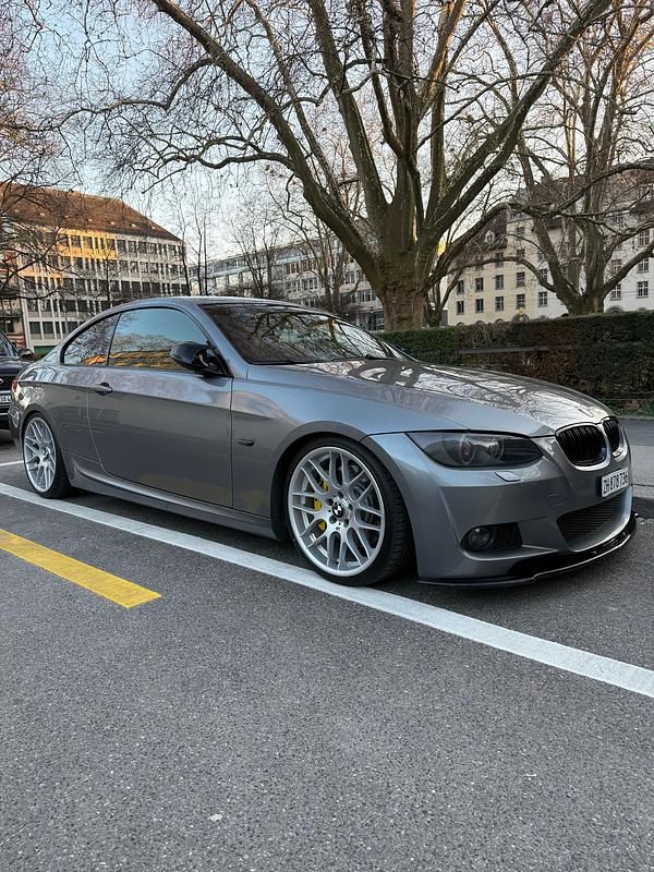 Gebraucht BMW 335 306 PS (225 kW) 2010 Coupé