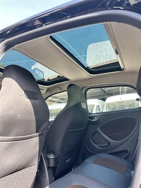 Gebraucht Smart ForFour 90 PS (66 kW) 2018 Kleinwagen