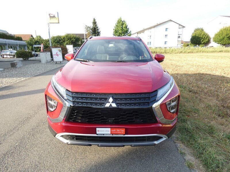 Rot Gebraucht 2022 Mitsubishi Eclipse Cross SUV | CHF 29’900 (Superpreis) - Bild 1/4