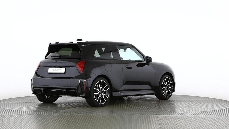 Gebraucht Mini Cooper 135 kW (184 PS) 2025 Schwarz Kleinwagen