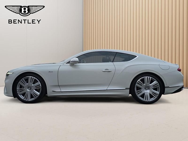 Neu Bentley Continental 680 PS (500 kW) 2025 Blau Coupé