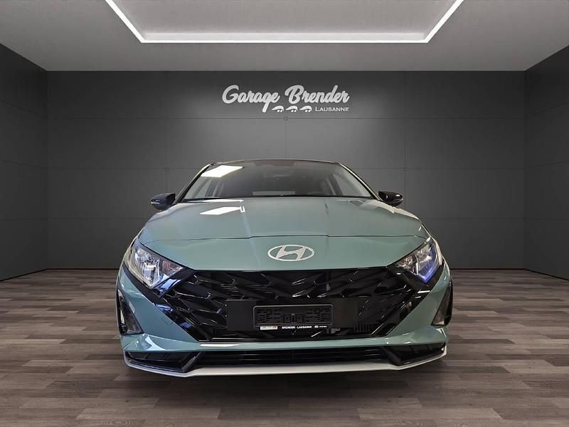 Neu Hyundai i20 90 PS (66 kW) 2026 Grün Limousine
