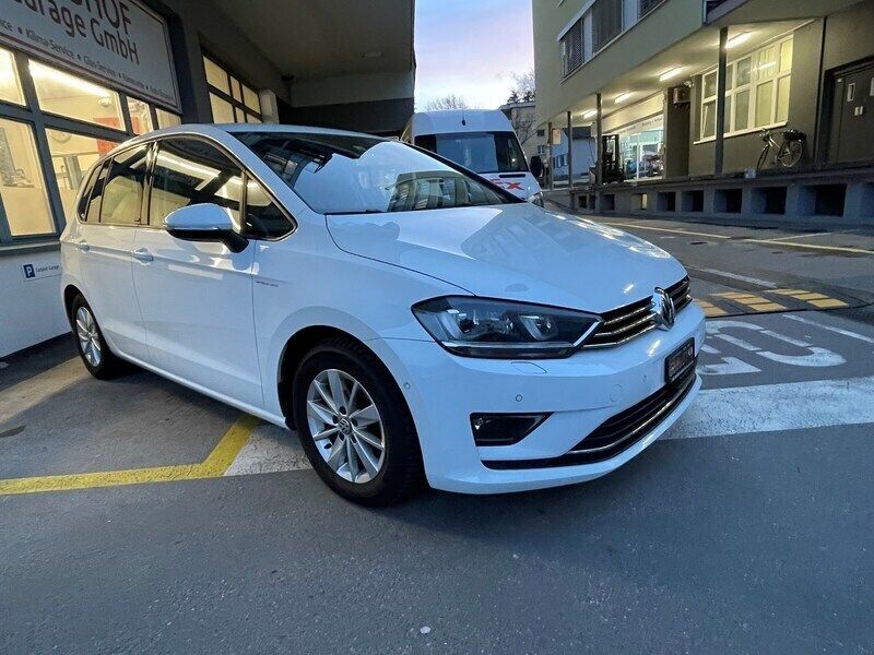 Gebraucht VW Golf Sportsvan Comfortline 115 PS (84 kW) 2017 Van / Kleinbus