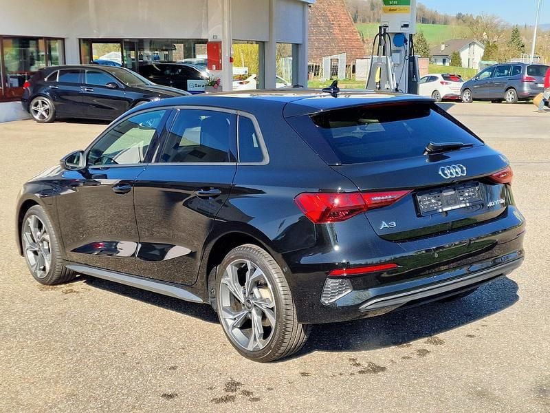 Gebraucht Audi A3 S-Line 204 PS (150 kW) 2022 Schwarz Limousine