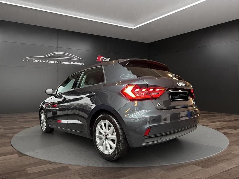 Gebraucht Audi A1 Sportback Attraction 110 PS (80 kW) 2023 Grau Kleinwagen