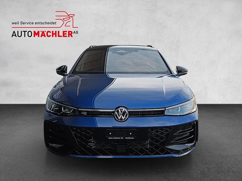 Gebraucht VW Passat R-line 272 PS (200 kW) 2025 Kombi