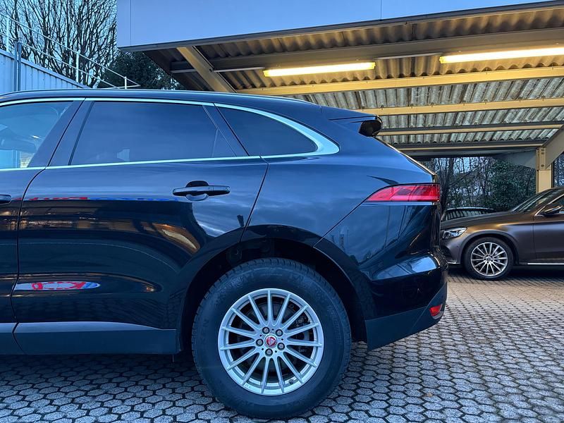 Gebraucht Jaguar F-Pace Portfolio 180 PS (132 kW) 2016 SUV