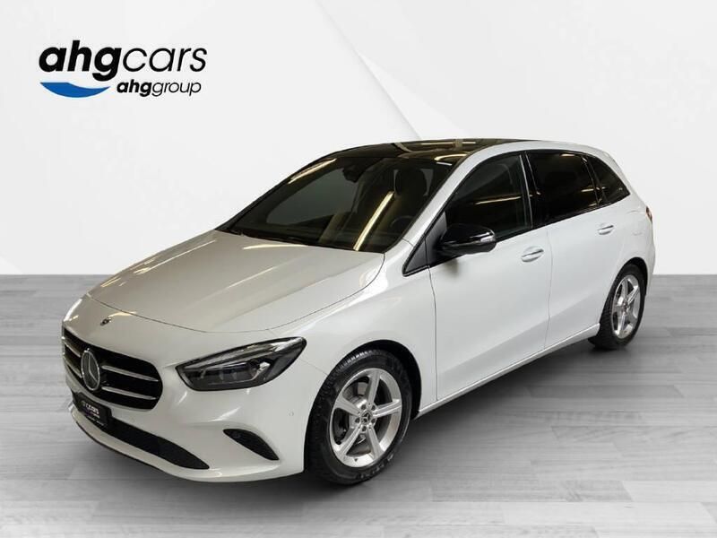 Weiss Gebraucht 2020 Mercedes B200 Night Van / Kleinbus | CHF 22’040 (Guter Preis) - Bild 1/4