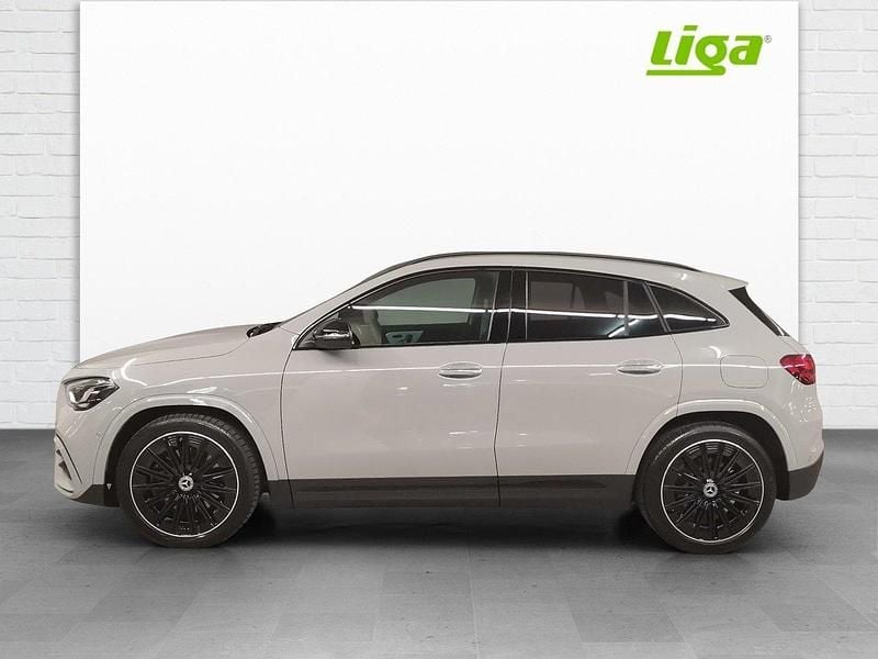 Neu Mercedes GLA250 AMG line 238 PS (175 kW) 2025 SUV