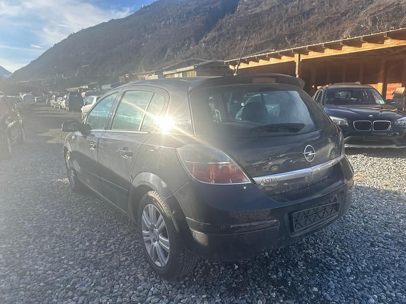 Gebraucht Opel Astra 150 PS (110 kW) 2006
