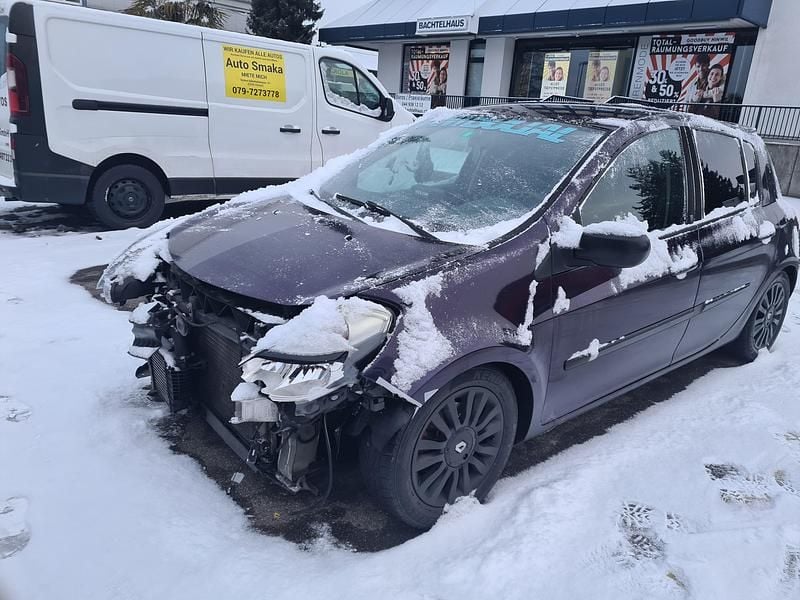 Gebraucht 2010 Renault Clio II Expression | CHF 900 (Superpreis) - Bild 1/4