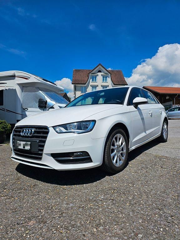 Gebraucht 2015 Audi A3 Attraction Limousine | CHF 13’200 (Etwas zu teuer) - Bild 1/4