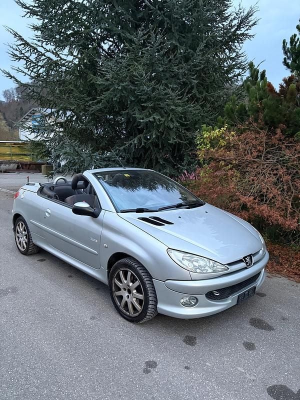 Gebraucht 2006 Peugeot 206 CC Cabrio | CHF 1’100 (Guter Preis) - Bild 1/4
