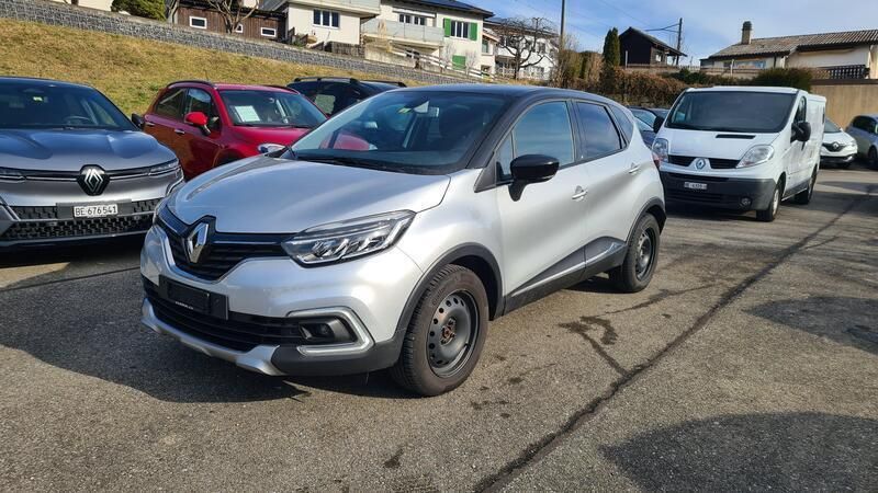 Grau Gebraucht 2018 Renault Captur Intens SUV | CHF 17’900 (Teuer) - Bild 1/4