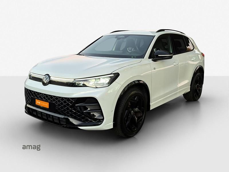 Oryxwhite perlmutteffekt Gebraucht 2024 VW Tiguan R-line SUV | CHF 48’990 (Etwas zu teuer) - Bild 1/4
